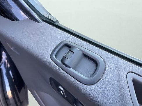 Used 2022 Ford Transit 350 XLT image 17