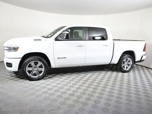 Used 2026 RAM 1500 Big Horn AWD/4WD image 2