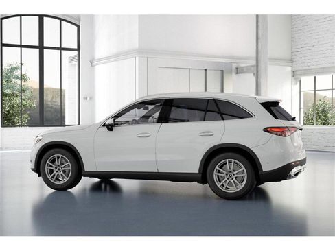 New 2026 Mercedes-Benz GLC 300 4MATIC image 32