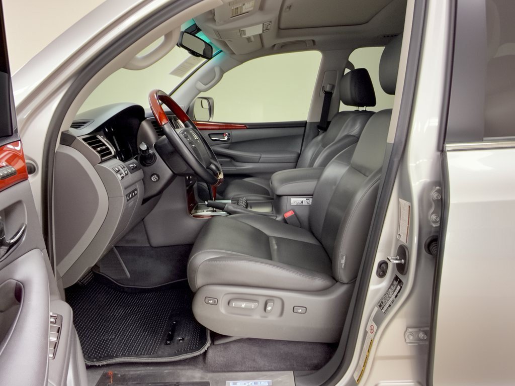 Used 2008 Lexus LX 570 4WD image 5