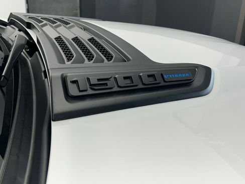 New 2026 RAM 1500 Laramie AWD/4WD image 48