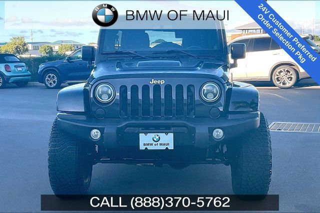 Used 2012 Jeep Wrangler Unlimited Rubicon AWD/4WD image 3