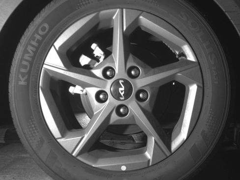 Used 2025 Kia K4 LXS image 15