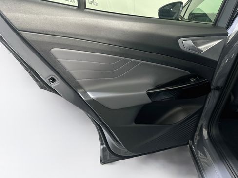 Used 2023 Volkswagen ID.4 S RWD image 27