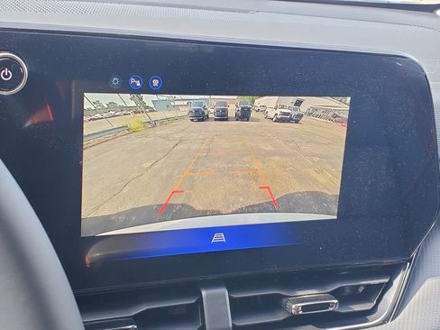 New 2027 Chevrolet Equinox RS w/ Convenience Package III AWD/4WD image 16