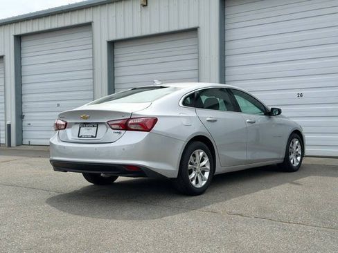 Used 2022 Chevrolet Malibu LT FWD image 5