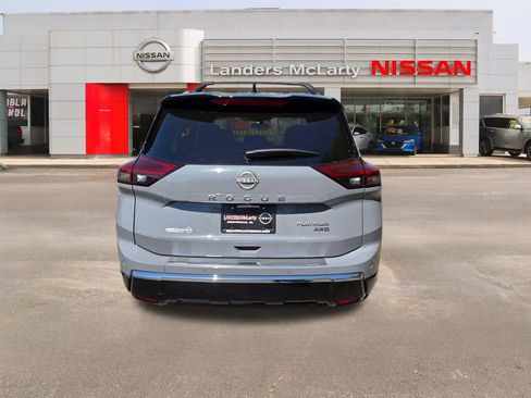 New 2026 Nissan Rogue Platinum w/ Platinum Premium Package AWD/4WD image 4