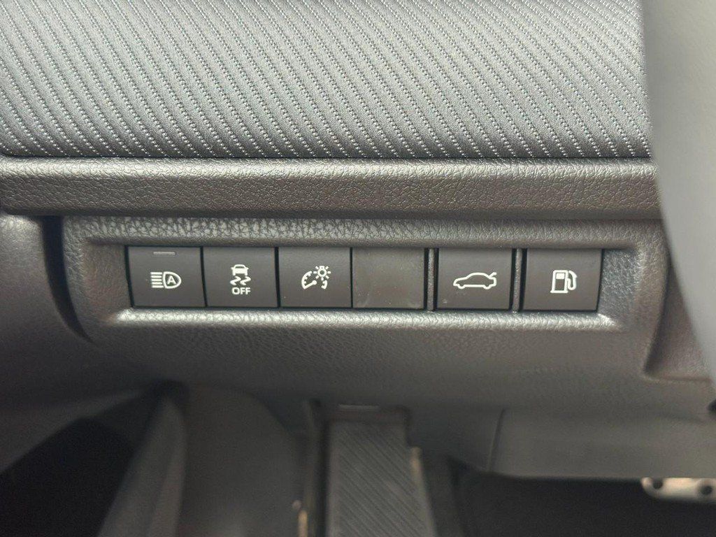 Used 2026 Toyota Camry SE w/ Multimedia Upgrade Package FWD image 25