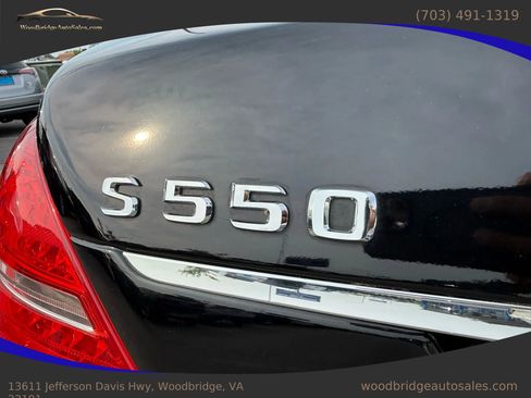 Used 2011 Mercedes-Benz S 550 4MATIC image 6