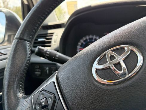 Used 2015 Toyota 4Runner Limited AWD/4WD image 11