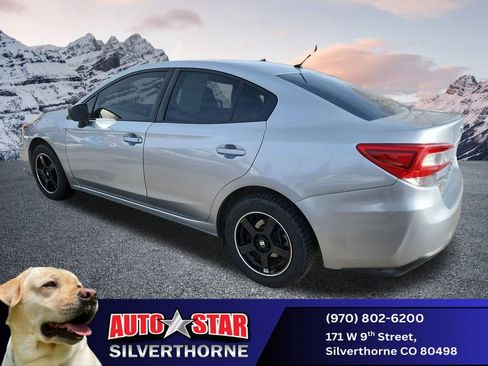 Used 2017 Subaru Impreza 2.0i image 3