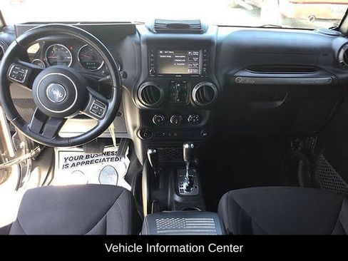 Used 2018 Jeep Wrangler Unlimited Sport AWD/4WD image 34
