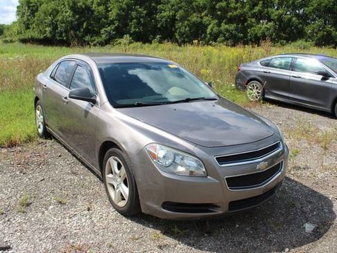 Used 2012 Chevrolet Malibu LS FWD image 1