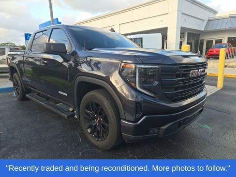 Used 2023 GMC Sierra 1500 Elevation RWD image 1