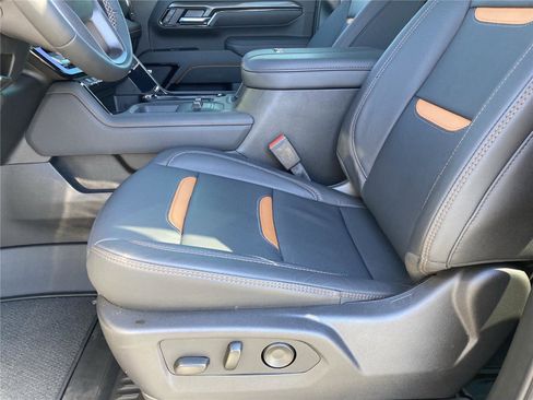 New 2026 GMC Sierra 2500 AT4 w/ AT4 Premium Plus Package image 21