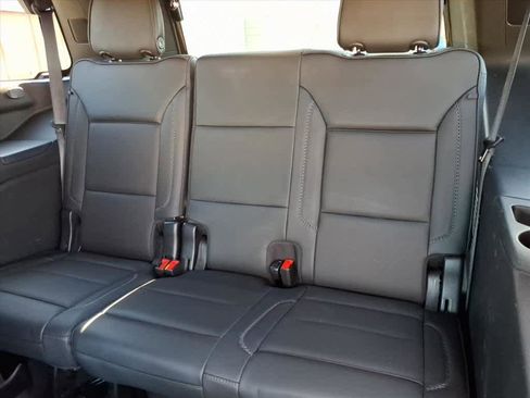 Used 2022 GMC Yukon Denali w/ Advanced Technology Package image 28