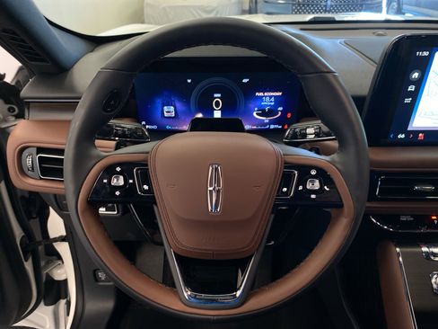 New 2026 Lincoln Aviator Reserve w/ Luxury Package image 18