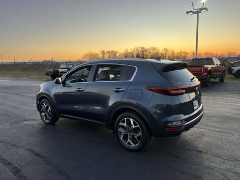 Used 2021 Kia Sportage EX image 7