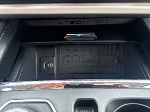 Used 2024 Ford Expedition Max XLT AWD/4WD image 34