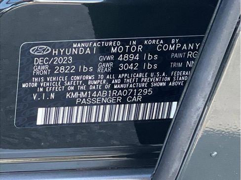 Used 2024 Hyundai Ioniq 6 SE RWD image 23
