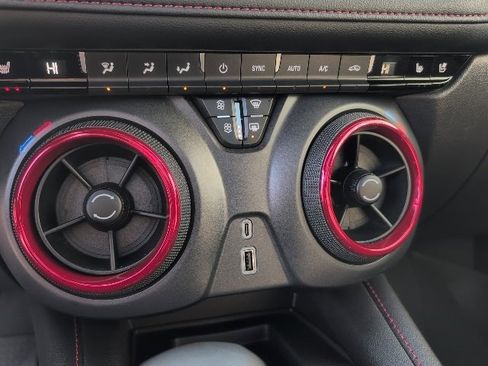 Certified 2024 Chevrolet Blazer RS w/ Driver Confidence II Package image 33