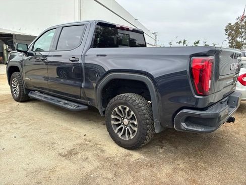 Certified 2023 GMC Sierra 1500 AT4 w/ AT4 Premium Package AWD/4WD image 9