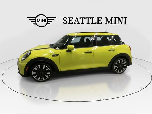 Used 2023 MINI Cooper S FWD image 6