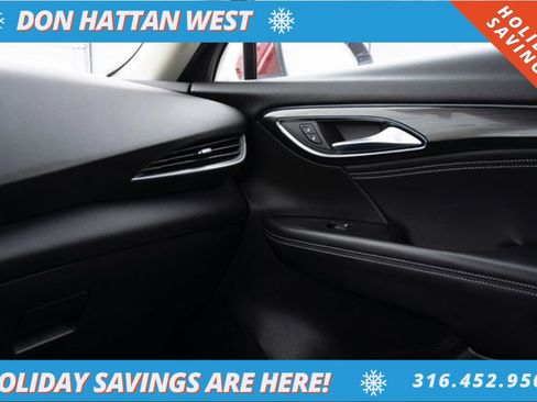 Used 2023 Buick Envision Essence image 16