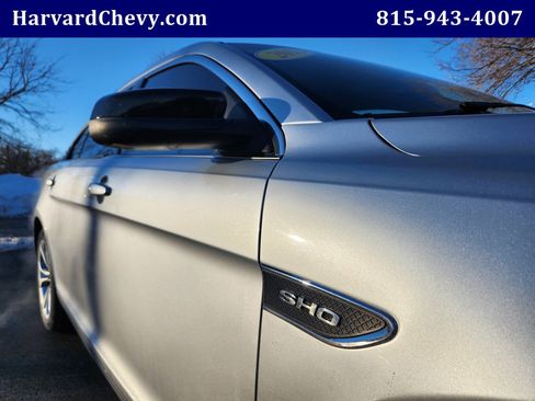 Used 2013 Ford Taurus SHO image 40