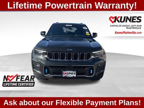Used 2023 Jeep Grand Cherokee Overland w/ Luxury Tech Group IV image 3