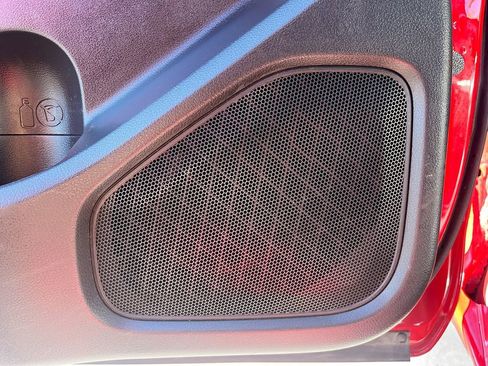 Used 2024 Nissan Frontier SV w/ Technology Package image 18