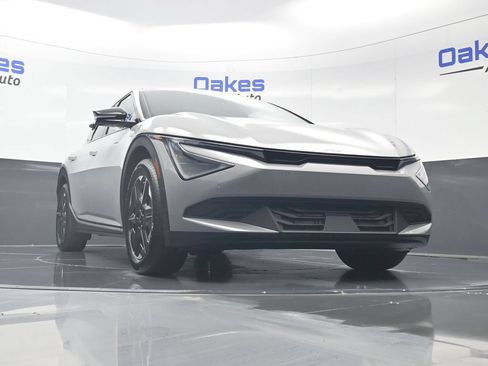 New 2026 Kia EV6 Light RWD image 37