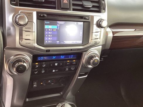 Used 2014 Toyota 4Runner Limited AWD/4WD image 34