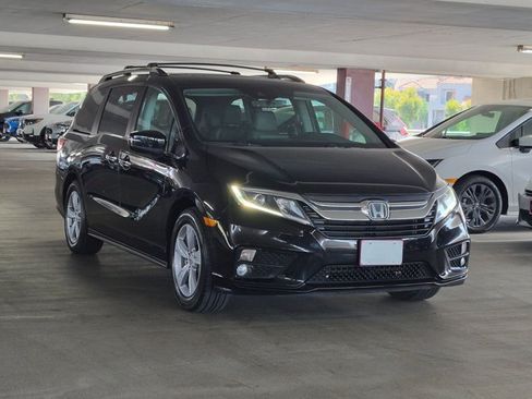 Used 2019 Honda Odyssey EX-L image 3