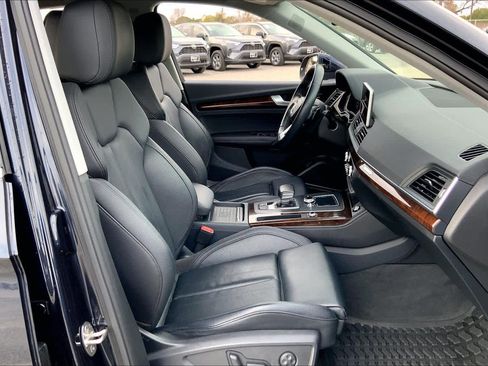 Used 2019 Audi Q5 2.0T Premium Plus w/ Premium Plus Package image 8