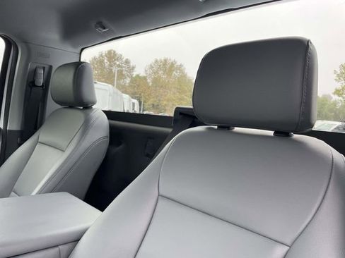 New 2026 Ford F250 XL w/ XL Chrome Package image 21