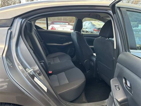 Used 2024 Nissan Sentra SV image 14