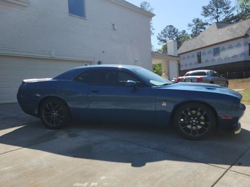Used 2023 Dodge Challenger R/T Scat Pack RWD image 4