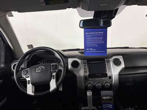 Used 2018 Toyota Tundra SR5 w/ SR5 Upgrade Package RWD image 26