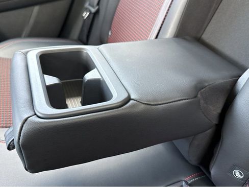 New 2026 Nissan Kicks SR FWD image 28