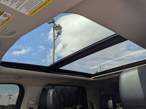 Certified 2022 Ford Expedition XLT image 20