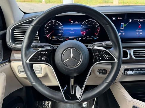 Certified 2024 Mercedes-Benz GLE 350 4MATIC w/ Driver Assistance Package image 13