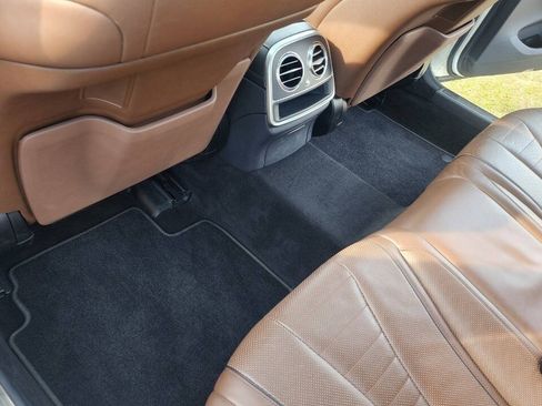 Used 2018 Mercedes-Benz S 560 Sedan image 55