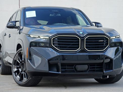 Used 2023 BMW XM AWD/4WD image 4