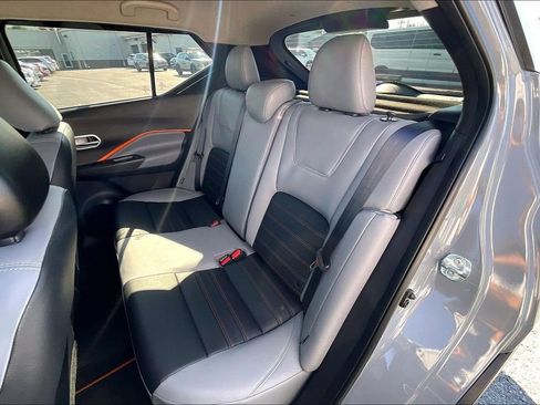 Used 2023 Nissan Kicks SR w/ SR Premium Package FWD image 24