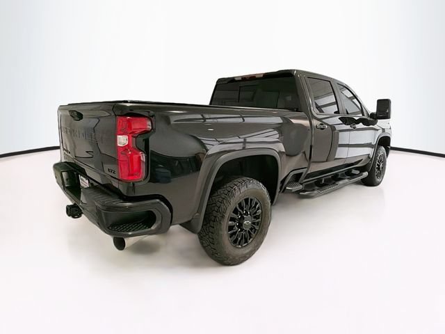 Used 2023 Chevrolet Silverado 3500 LTZ w/ LTZ Plus Package AWD/4WD image 7