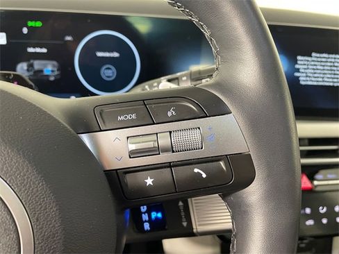 Certified 2025 Hyundai Tucson Limited image 5