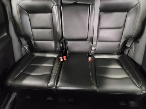 Used 2021 Chevrolet Equinox LT AWD/4WD image 24