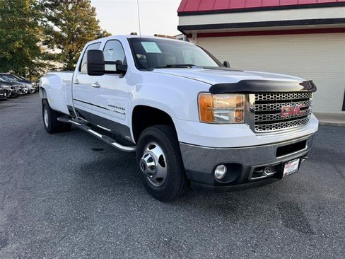 Used 2013 GMC Sierra 3500 Denali AWD/4WD image 3