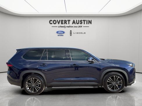 Used 2025 Toyota Grand Highlander AWD Hybrid image 6